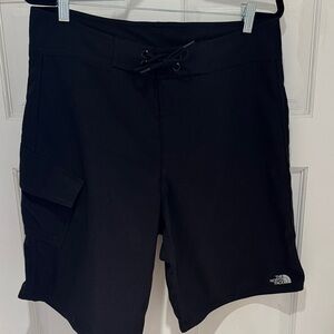 The North Face Men's Black Hybrid Shorts